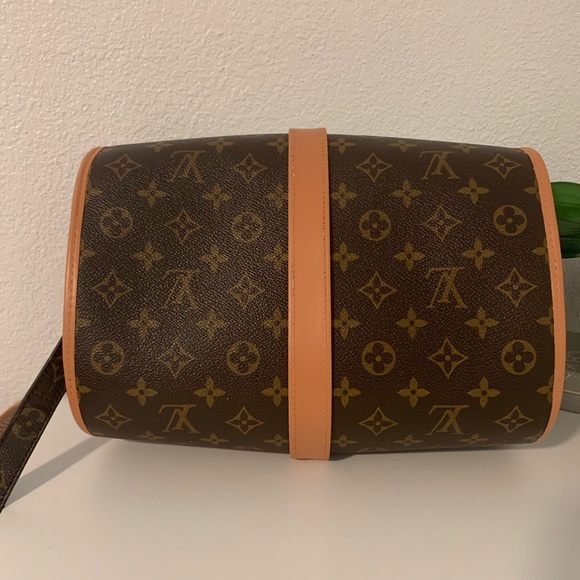 Louis Vuitton marney body bag - Picture 2 of 8
